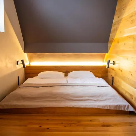 шпиці Boutique & Hotel Yablunytsya